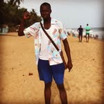 Elvis Patrick Binde - @le_bindo - Instagram
