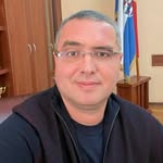 Elvis Scott - @panthon1122 - Instagram
