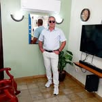Elvis Serrano - @elvis.serrano.393 - Instagram