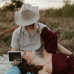 Elyse Brown - Facebook
