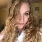 Elyse Jones - @elyse.jones26 - Instagram