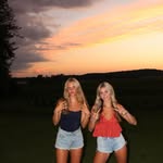 Elyse Stone - @kelgrosse - Instagram