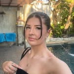 ely - @elyssajohnson - Instagram