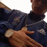 📍Negro📍 - @ema_navarro32 - Instagram