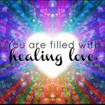 Paula Emerald Thompson - @emerald.psychicmedium - Instagram