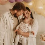 Tyler, Kathryn, Emerson and Skitty Sutton - @_suttonfamily_ - Instagram