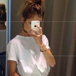 Em - @emery.holmes - Instagram