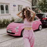 𝓮𝓶𝓲 🩷 - @emila.karas - Instagram