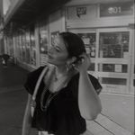 Emileé Edwards - @emilee.ephoto - Instagram