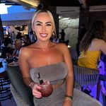 EMILY FOX - @emilyalicefox_ - Instagram
