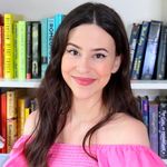 Emily Fox - @bookswithemilyfox - Instagram