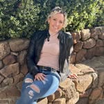 emily lyons - @em.lyons13 - Instagram