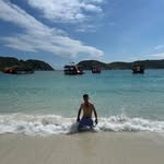 Emilio Salinas - @emilio.salinas.77398 - Instagram