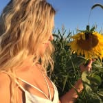 emily abrams - @emilyaabrams - Instagram