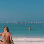 @emilyabram - Instagram