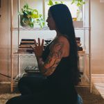 Emily Anglin Yoga - @emilyanglinyoga - Instagram