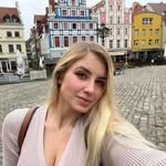 Emily Antonio - @emilyantonio20 - Instagram