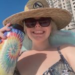 Emily Appleton Mackey - @emtheapple - Instagram