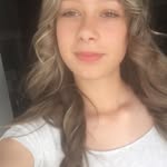Emily Bissonnette - @emilybissonne - Instagram