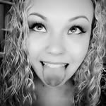 Emily Blevins - @itsbluedayze - Instagram