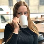 Emily Bochenek - @_em_eats_chicago - Instagram