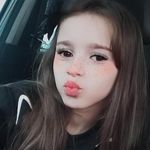 Emily Bohn - @emily.bohnn - Instagram