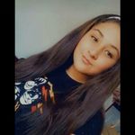 Emily bolaños - @bolanos8896 - Instagram