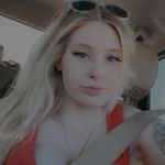 Emily Bone - @_emilybone - Instagram