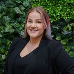 Emily Boston - @emily_dubairealestate - Instagram