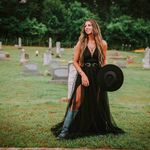 Emily Bradshaw - @emmy.kate.10 - Instagram