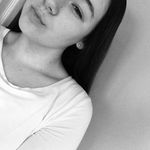 Emily Bricker - @wbricker2000 - Instagram