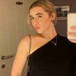 Ems - @emilybridgenn - Instagram
