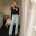 Emily Brookes - @emilyannebrookes - Instagram