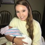 Emily Burch - @emily.burch.311 - Instagram