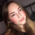 Emily - @emily.burdette47 - Instagram
