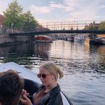 Emily Busch (but abroad!) - @whereisemilyanyway - Instagram