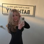 emily calvert - @emilyycalv1 - Instagram