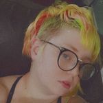 Emily Cheney - @ekkostylist - Instagram