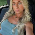 em - @emily.clause - Instagram