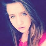 Stay beautiful <3 - @emily_clemons_official - Instagram