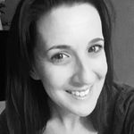 Emily Comstock - @posh.it.out - Instagram