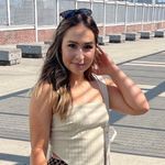 Emily Lewis - @emily_coryn - Instagram