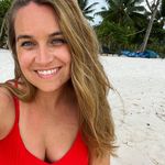 Emily Deakin - @emilydeakin92 - Instagram