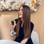 Emily Deane - @emdeane19 - Instagram