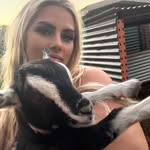 Emily Dee - @emily.susannah.26 - Instagram