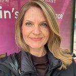 Emily DeYoung Becker - @emilydy2 - Instagram