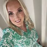 Emily Dickson - @emilydickson94 - Instagram