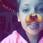 Emily Ewing - @ewingpink13 - Instagram