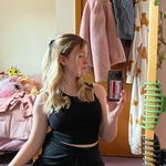 Emily Ewing - @emil_y5299 - Instagram