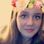 Emily Fleury - @notmyactual_account - Instagram